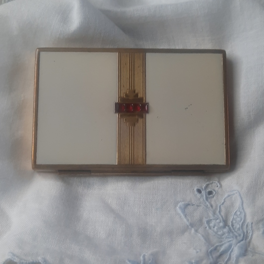 Vintage 1930s Art Deco Powder Compact